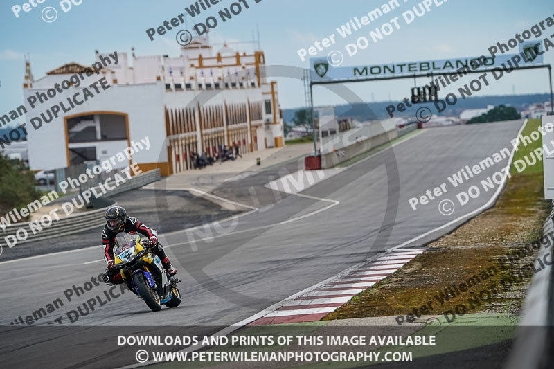 cadwell no limits trackday;cadwell park;cadwell park photographs;cadwell trackday photographs;enduro digital images;event digital images;eventdigitalimages;monteblanco trackday photographs;no limits trackdays;peter wileman photography;racing digital images;trackday digital images;trackday photos